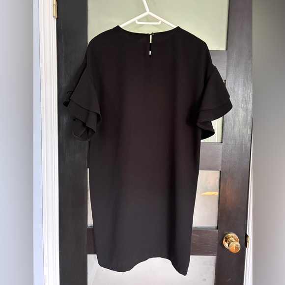 Black dress - Picture 2 of 4